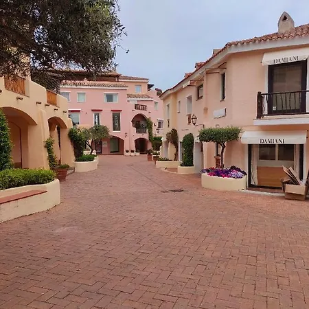 Centro Super Vista Mare Piazzetta Ulivi * بورتو كيرفو